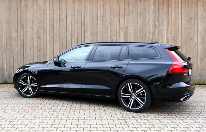 Volvo V60 cena 128900 przebieg: 98400, rok produkcji 2020 z Golczewo małe 497